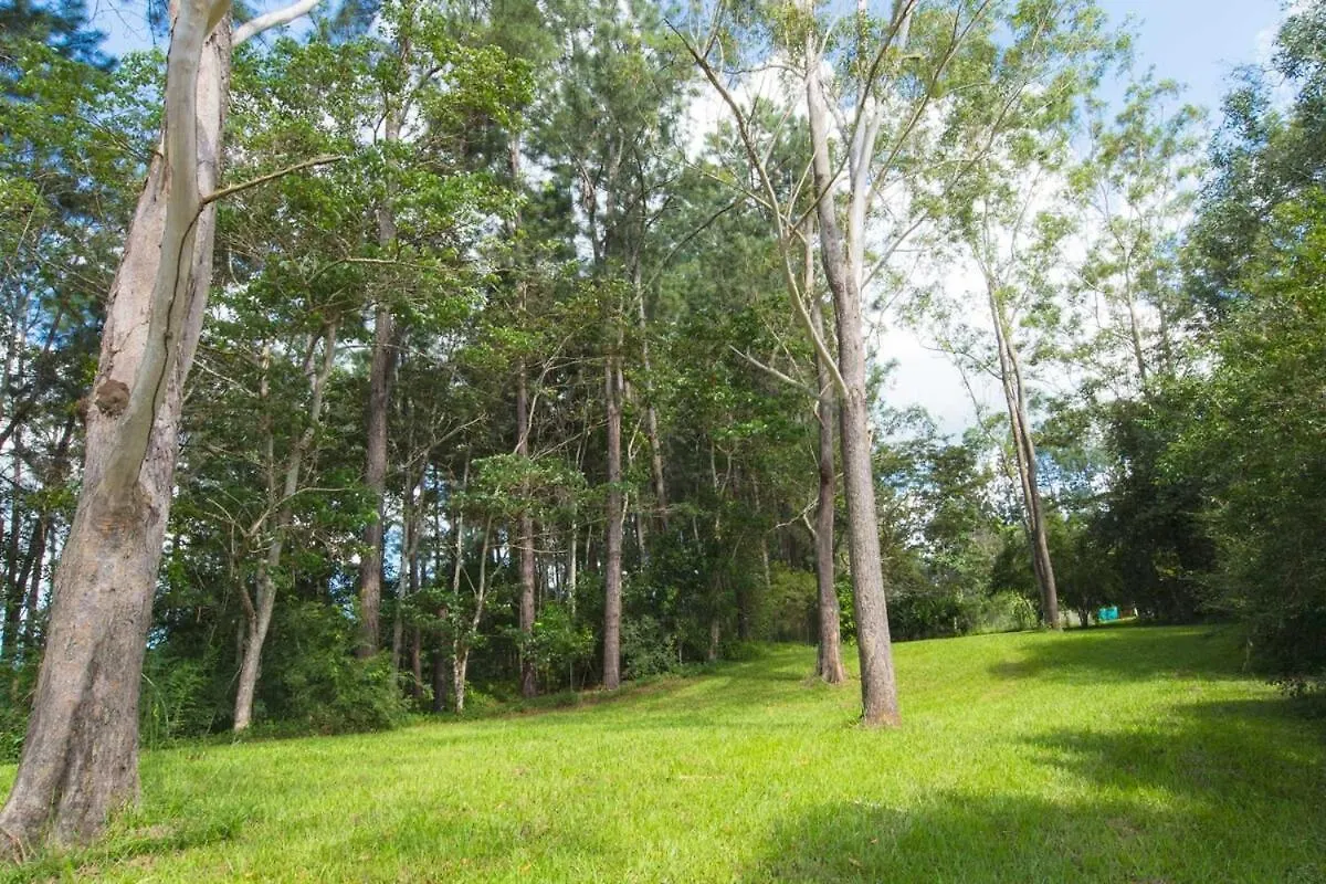 Aak Cabin - Standalone Riverfront Cabin Malanda